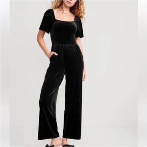 NWT Old Navy Flutter Sleeve Velour Jumpsuit